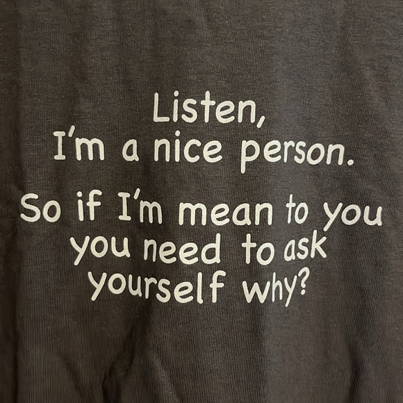 NWOT-Gildan Ultra Cotton Graphic Print Gray Tee Shirt - Picture 2 of 5